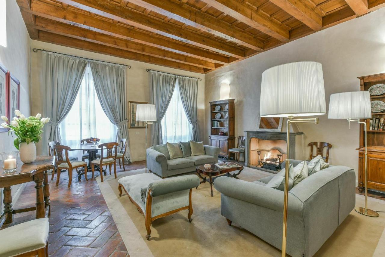 Apartment Palazzo Medici Florenz