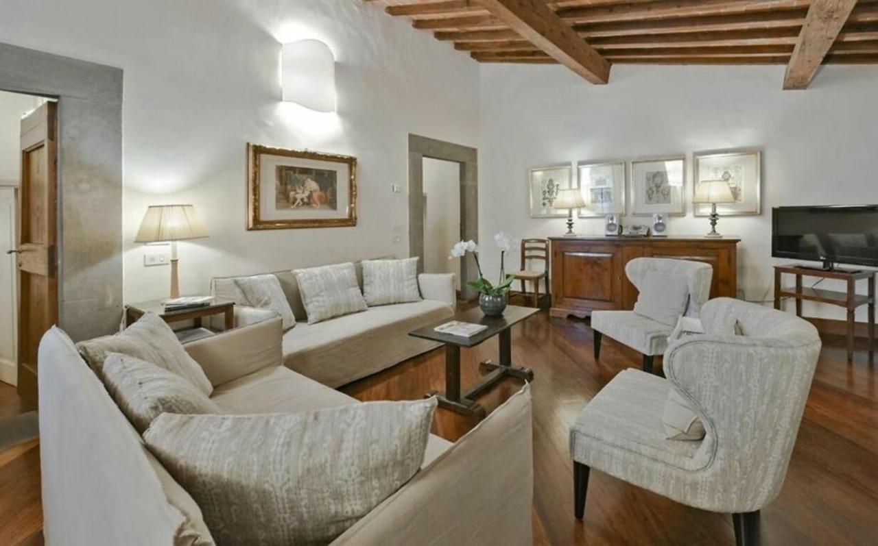 Palazzo Medici Apartment Florenz